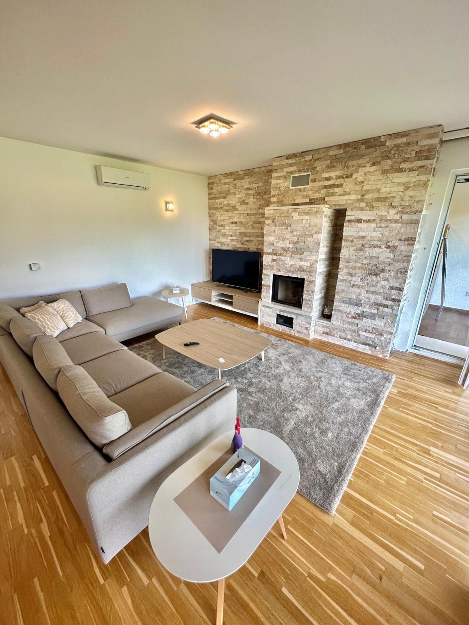 Modern In Paradise Villa